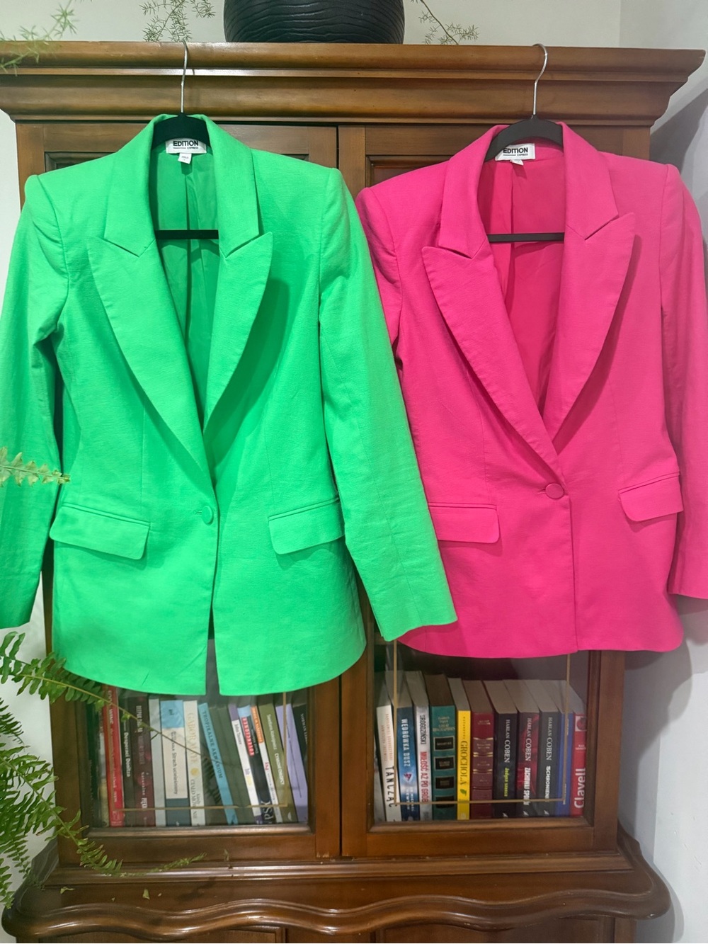 Bold Notch-Lapel Single-Button Blazer in Green & Pink